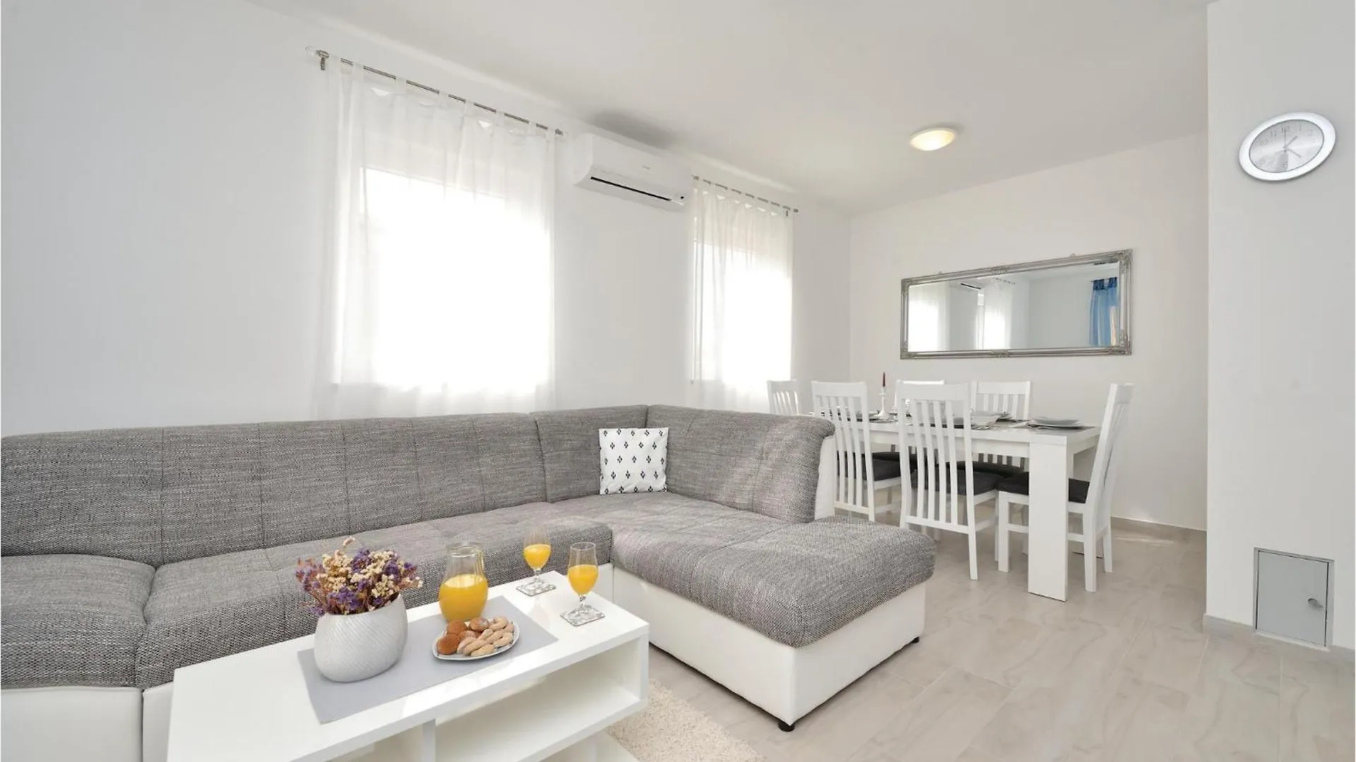 Gorgeous Apartment In Vrsi-Mulo With Wifi Croatia